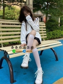 #幼齒學生  貓貓 158cm C奶 40 19歲 甜美可愛大一學生妹  稚嫩的外表下是極度渴望愛愛